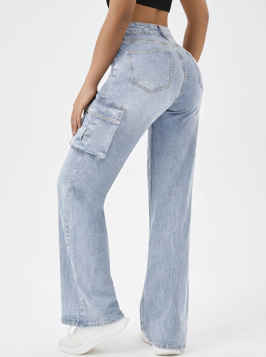 Isla | Women's Wide-Leg Cargo Jeans | Side Pockets · Trendzeo